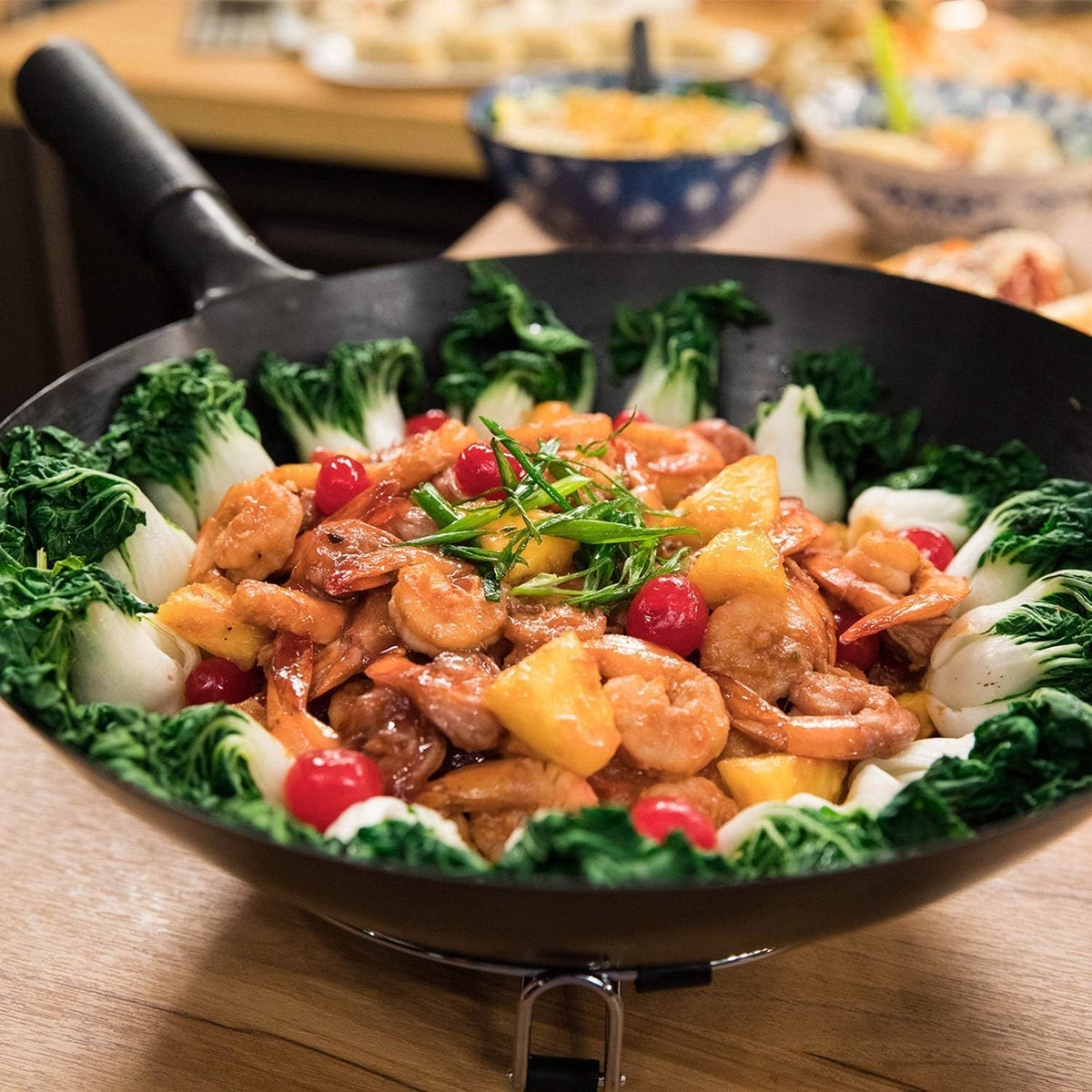 Nuwave Induction Wok, 3 Wattages 600, 900 & 1500, 100°F-575°F in 5°F